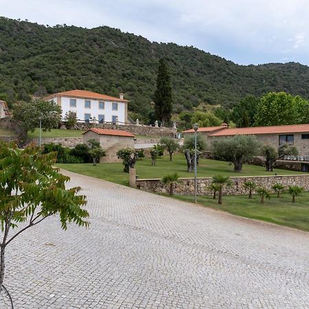 Quinta Da Terrincha Guest House Torre De Moncorvo Bagian luar foto